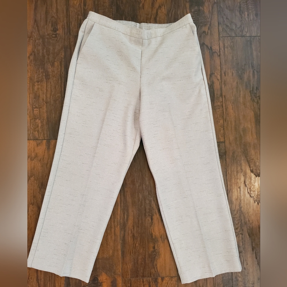 Alfred Dunner Cropped Pants 12P